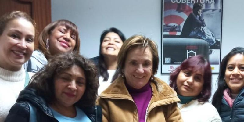 &quot;Manantial de mujeres”, el proyecto de Cáritas Madrid que ayuda a su integración en la sociedad: «Es emotivo escucharlas»