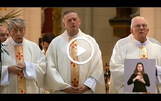 Misa funeral en la Catedral de la Almudena por las víctimas de los últimos atentados terroristas