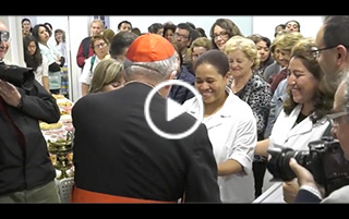 El cardenal Osoro bendice las nuevas instalaciones del comedor social San José