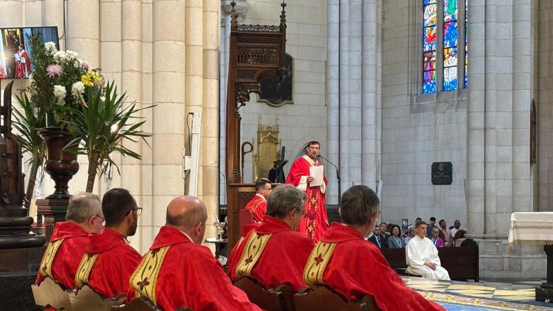 Cobo Pentecostés