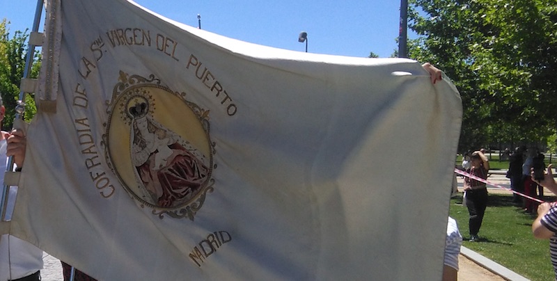 Detalle Estandarte Virgen Puerto24