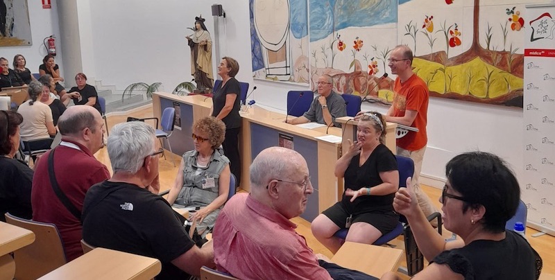 Detalle Ponencia Interpretes