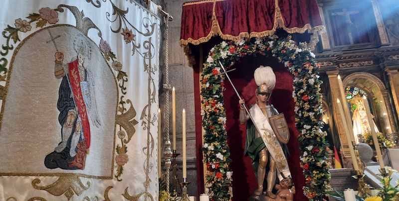 Detalle San Miguel Estandarte