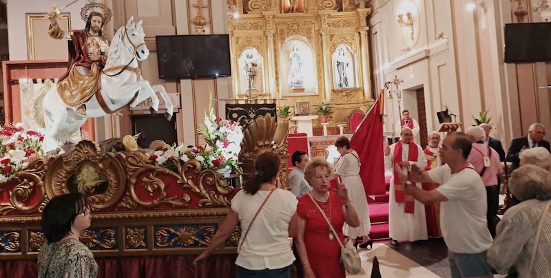 Fieles Santiago Parroquia