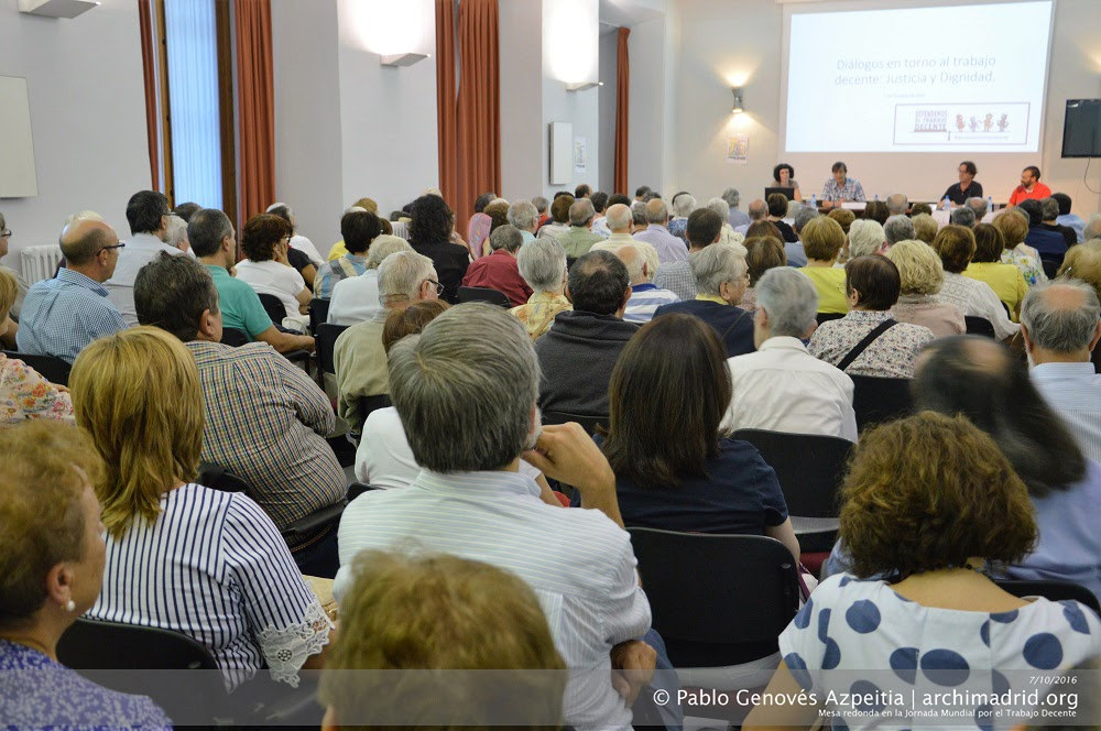 2016-10-07 - Mesa redonda en la Jornada Mundial por el Trabajo Decente