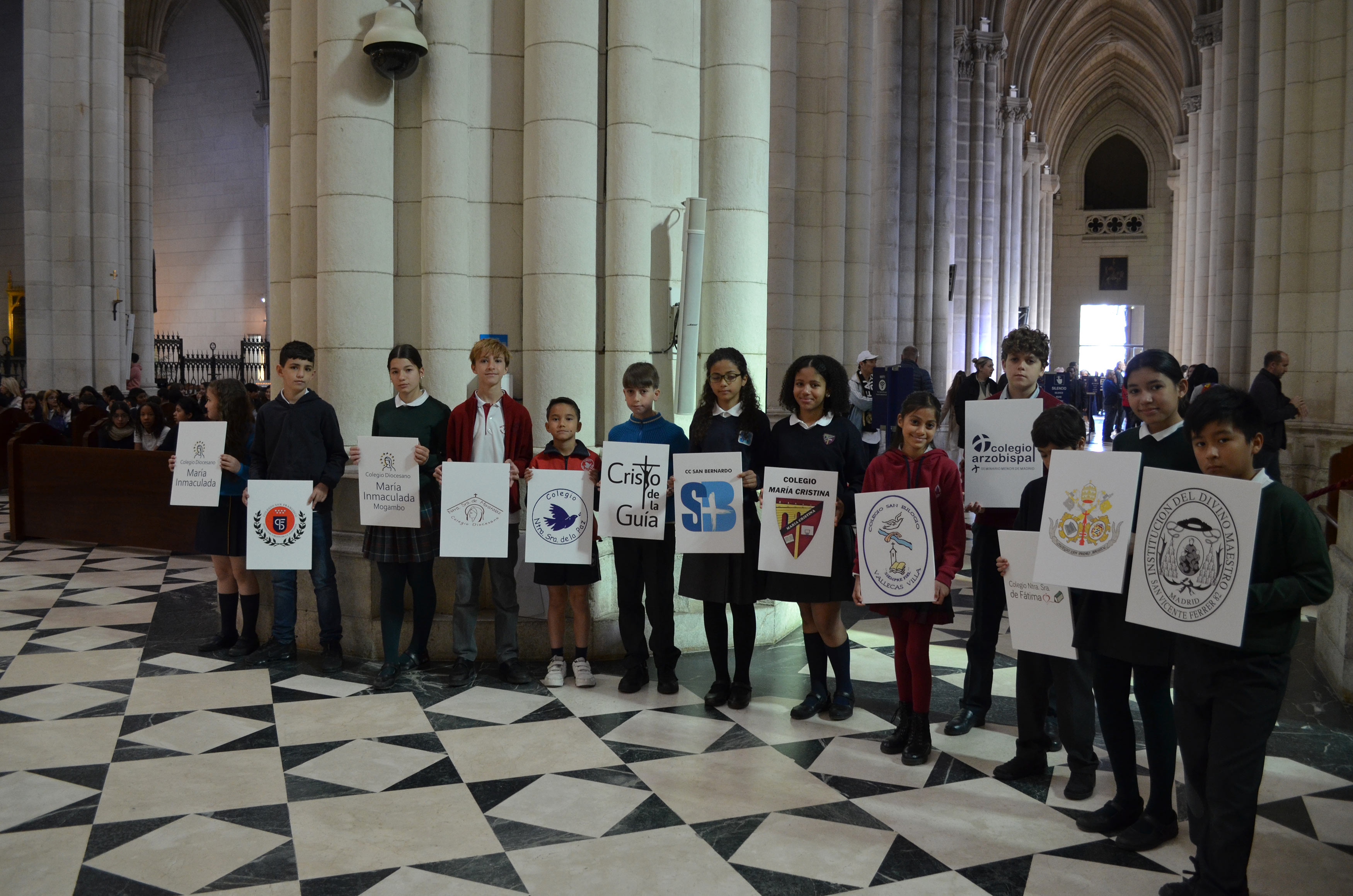  2024-04-10 Misa de Pascua colegios diocesanos