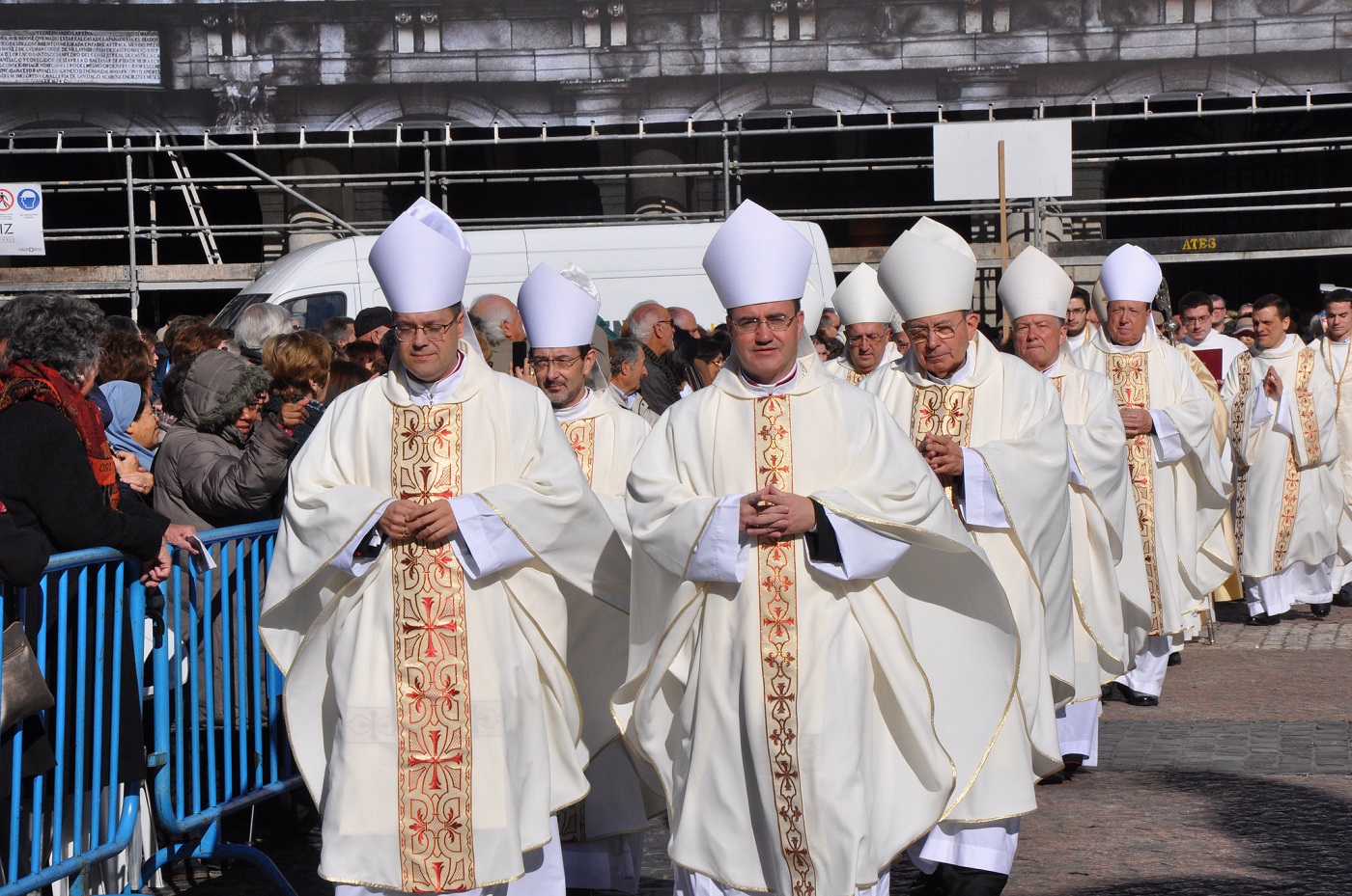 almudena 2018 procesion obispos