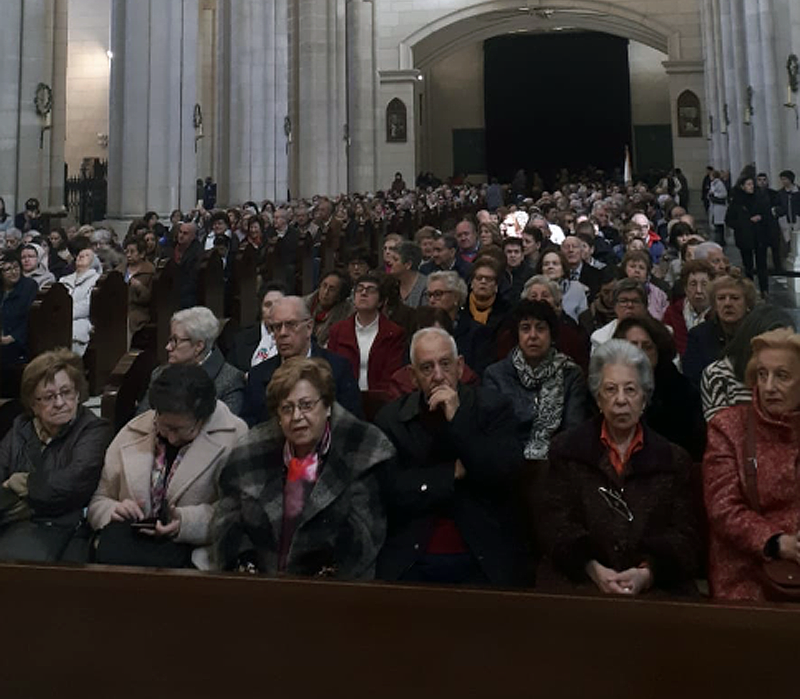 Peregrinacion CatedralAlmudena Vicaria3 InteriorTemplo