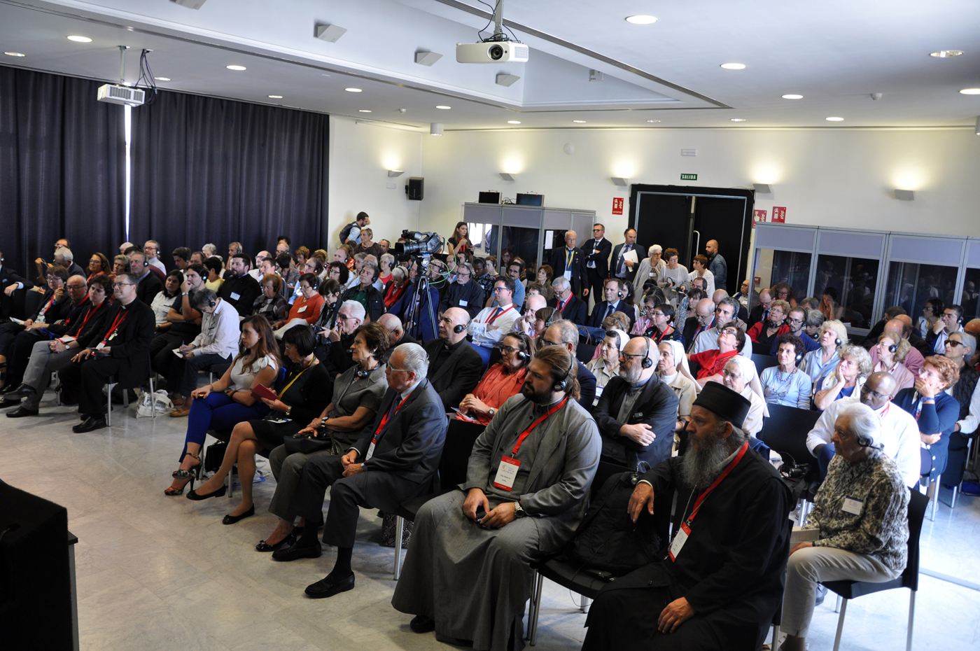 EncuentroPazSinFronteras publico