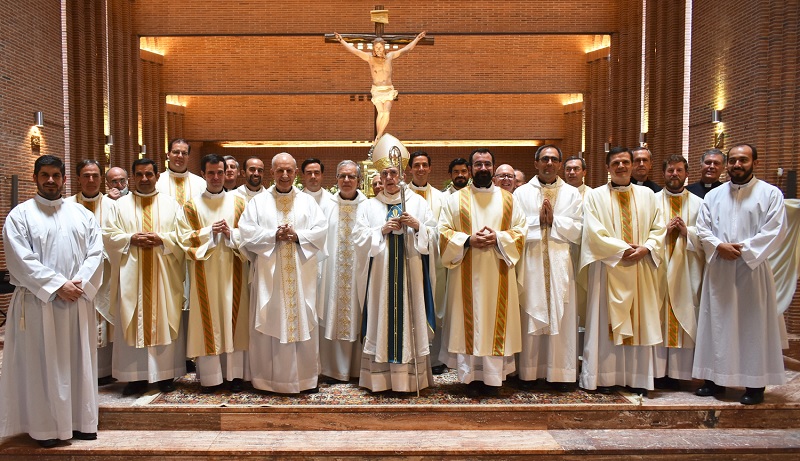 osoro ordenacion diacono ignacio rubio concelebrantes