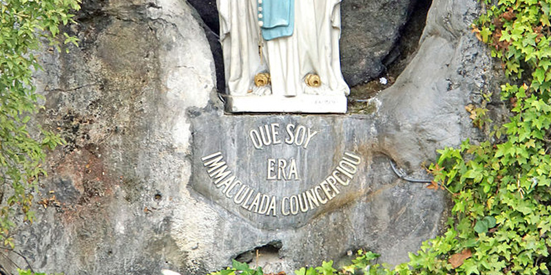 Inmaculada Lourdes 800x400 1