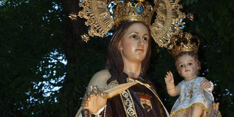 Virgen Carmen Carabanchel primer plano