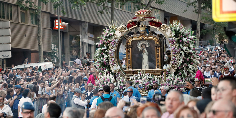 Virgen paloma previa 22 procesion