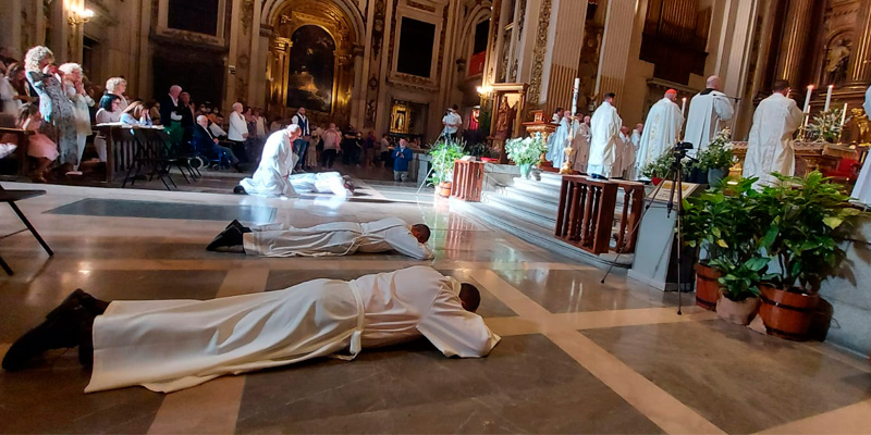 Ordenacion diaconos permanentes letanias santos