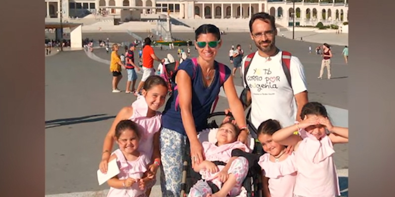 Eugenia run4smiles papa fatima