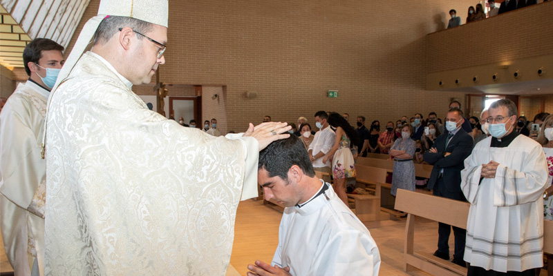 ordenaciones presbiterales esteban martinez diacono