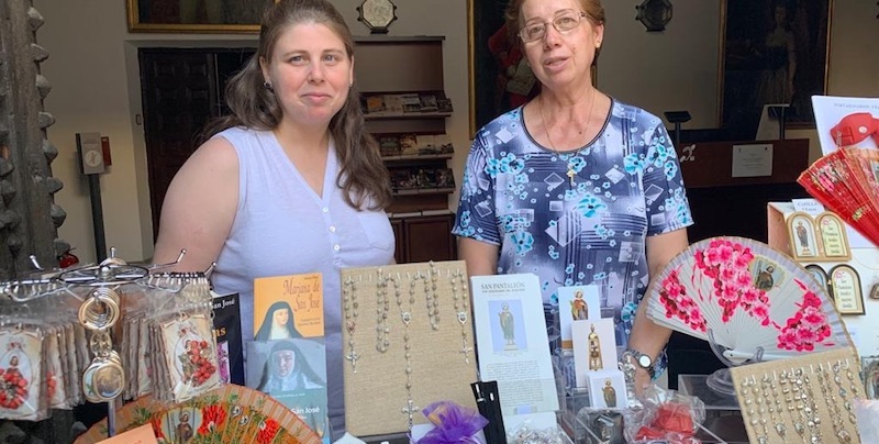 TiendaRecuerdosSanPantaleon2