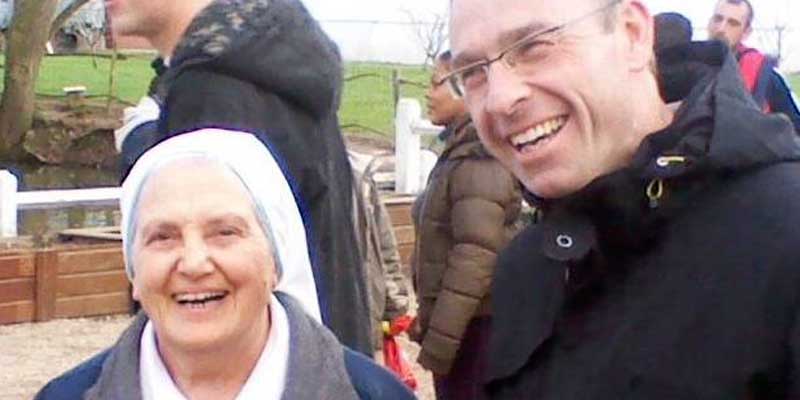 Madre elvira cenaculo juan