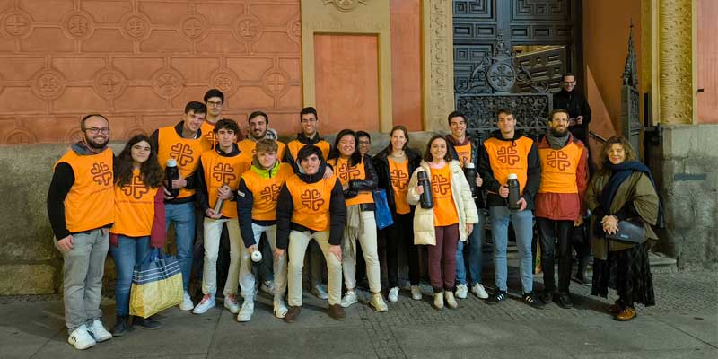 Nadie sin cenar bocadillos grupo