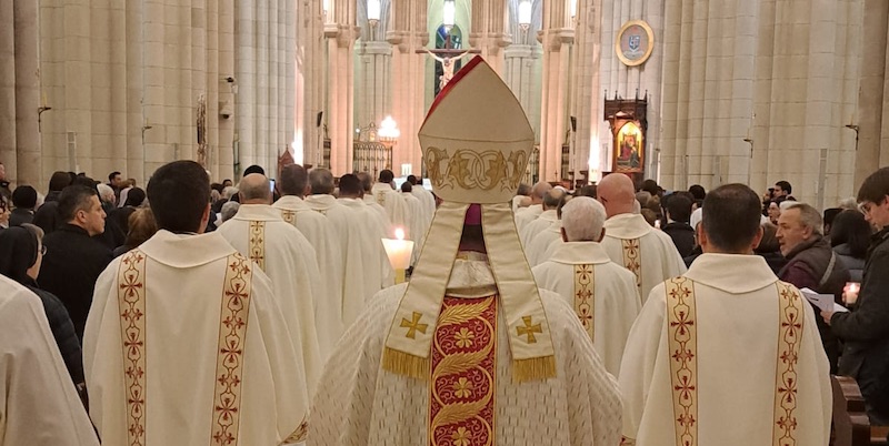 ProcesionEntradaMisaFeb24