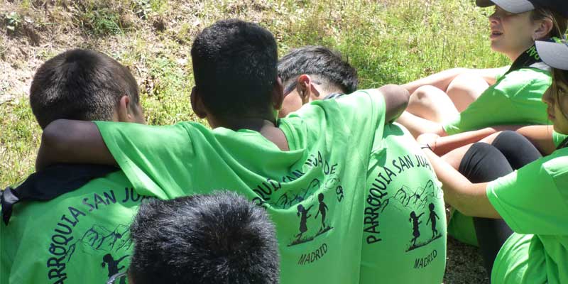 Campamento san juan de Dios abrazo