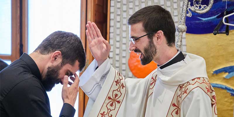 Alonso Salcedo bendicion 8x4