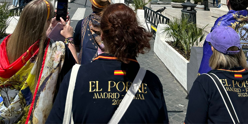El Pobre Roma camiseta