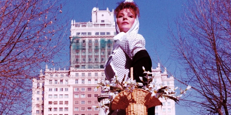 Mari Pepa plaza espana