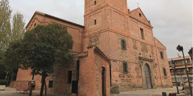 Virgen vicalvaro puerta