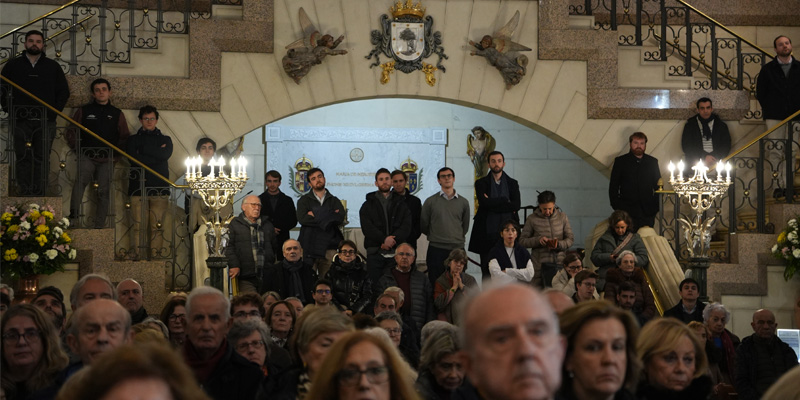 Funeral trenes ok virgen