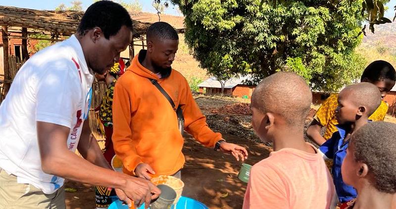 Manos Unidas Marys Meals en Malawi 41