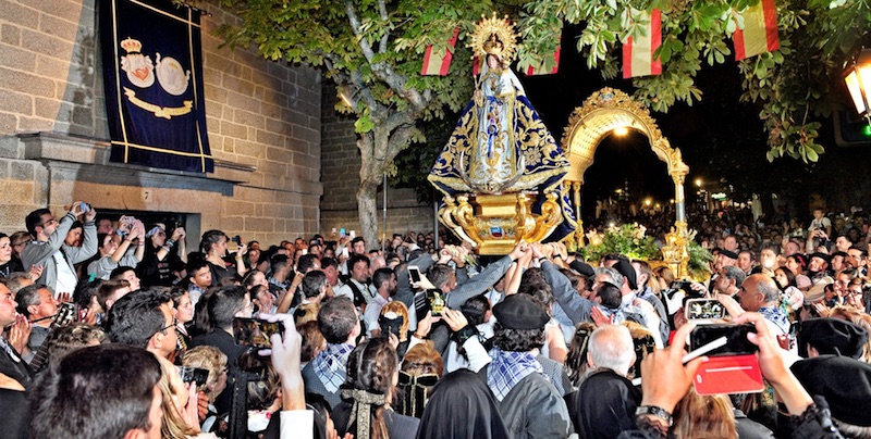 Regreso Virgen Gracia Arcos Universidad