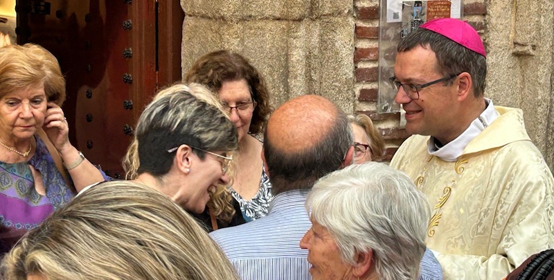 Saludo Fieles Exterior Ermita