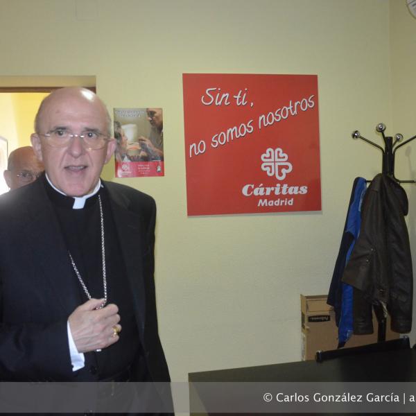 2016-05-25 - El arzobispo visita la sede central de Cáritas Madrid