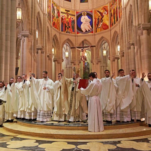 2017-03-18 - Ordenación de nuevos presbíteros en la catedral de la Almudena
