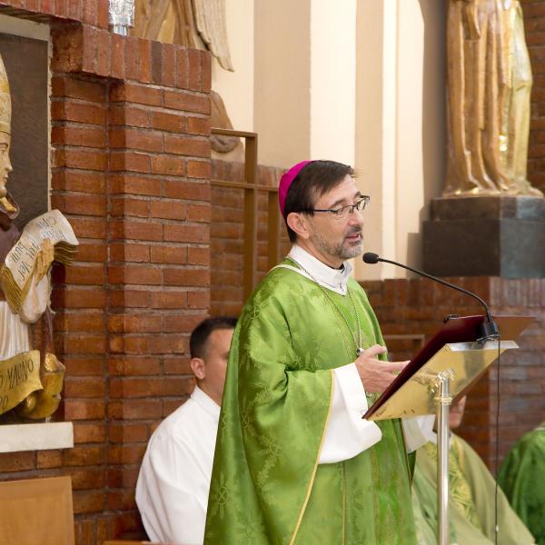 2023-07-16 - San Alberto Magno de Vallecas, la segunda Misa del arzobispo (y cardenal electo) de Madrid