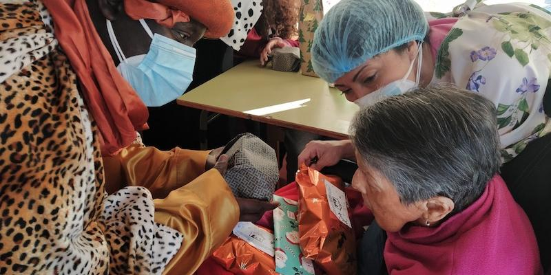 La residencia parroquial de San Ignacio de Loyola de Torrelodones recibe la visita de los Magos de Oriente