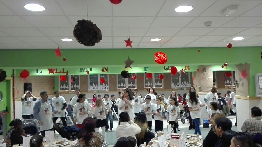 C&aacute;ritas parroquiales de la Vicar&iacute;a I celebran la Nochebuena en familia