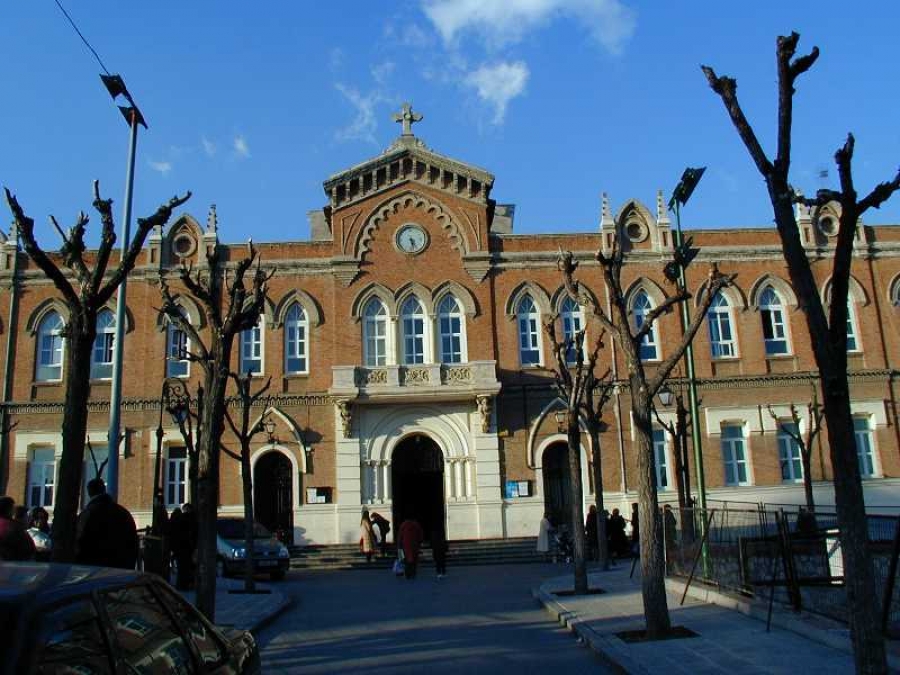 La religiosa Ana Almarza habla de la trata de personas en el colegio Fundaci&oacute;n Caldeiro