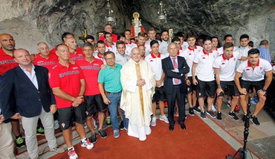 El Sporting llega a Burundi para repartir sonrisas y goles