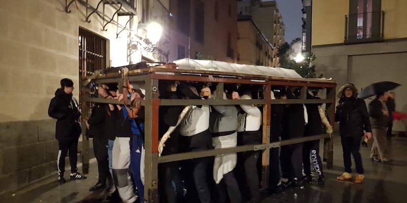 La hermandad de Jes&uacute;s del Gran Poder y de la Esperanza Macarena suspende los ensayos de los costaleros