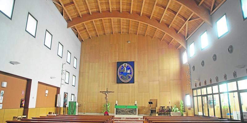 Óscar García preside en San Clemente Romano una Eucaristía con iniciación cristiana de adultos