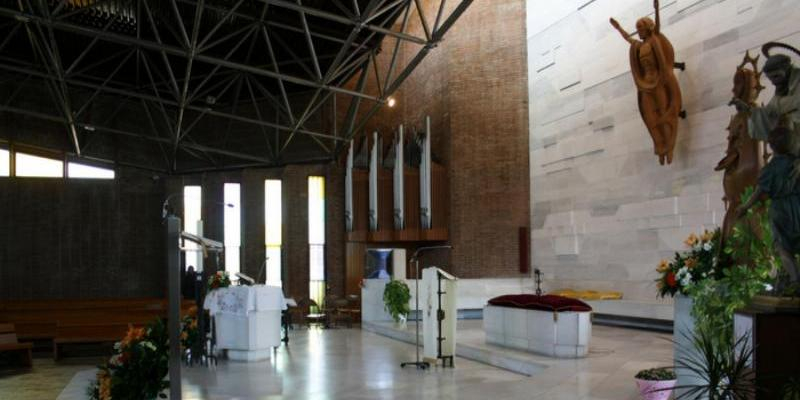 Alumnos de la Fundaci&oacute;n Colegio B&eacute;rriz reciben la Confirmaci&oacute;n en Santa Mar&iacute;a de la Merced de Las Rozas