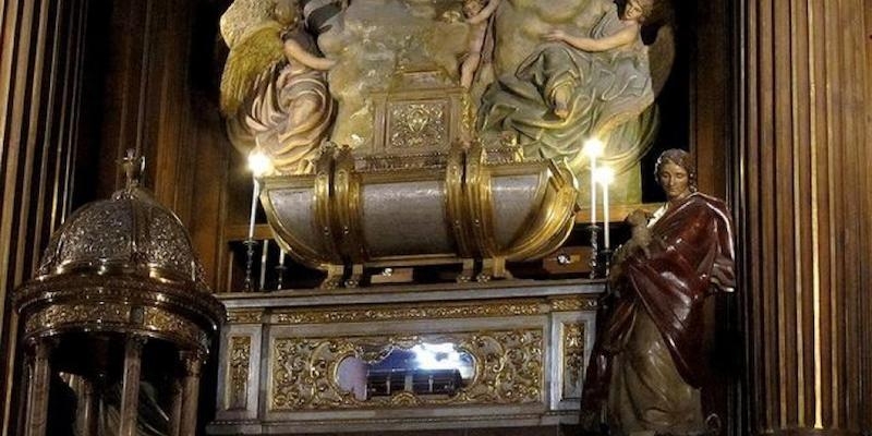 La Real Congregaci&oacute;n de San Isidro de Naturales de Madrid celebra en la colegiata su Misa mensual