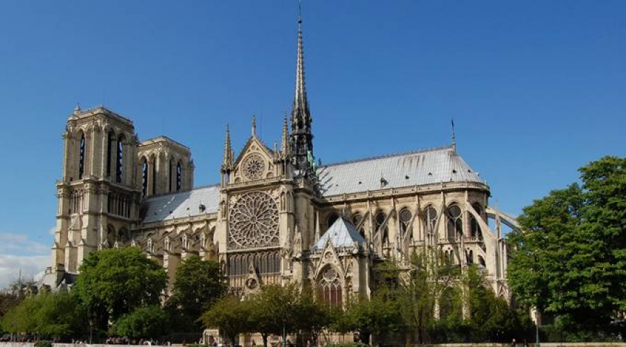 Francia en &laquo;alerta m&aacute;xima&raquo; tras atentado frustrado en Catedral Notre Dame de Par&iacute;s