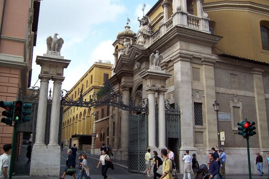 La recaudaci&oacute;n de la Loter&iacute;a del Papa se destinar&aacute; a los refugiados