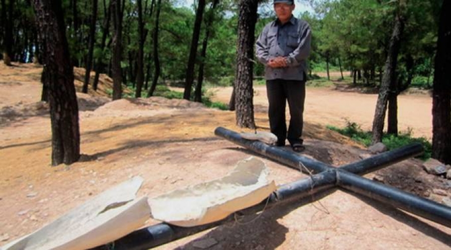 200 polic&iacute;as y delincuentes atacan monasterio benedictino en Vietnam
