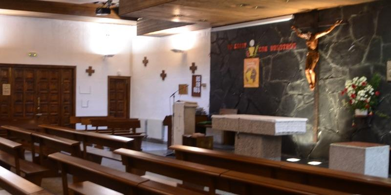 Jóvenes de Nuestra Señora del Encuentro reciben la Confirmación de manos del arzobispo de Madrid