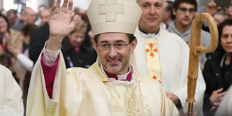 As&iacute; fue la primera semana de ministerio episcopal de monse&ntilde;or Jos&eacute; Cobo