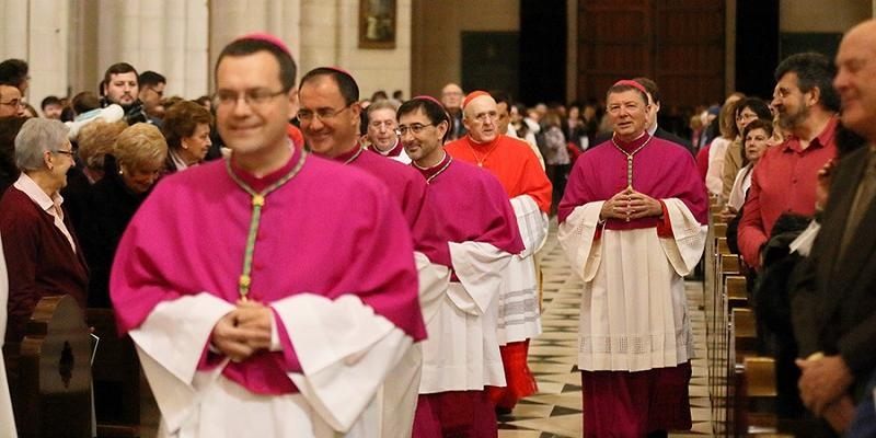 Monse&ntilde;or Vidal presidir&aacute; la Subcomisi&oacute;n para los Seminarios de la CEE y monse&ntilde;or Mart&iacute;nez Camino, la de Universidades y Cultura